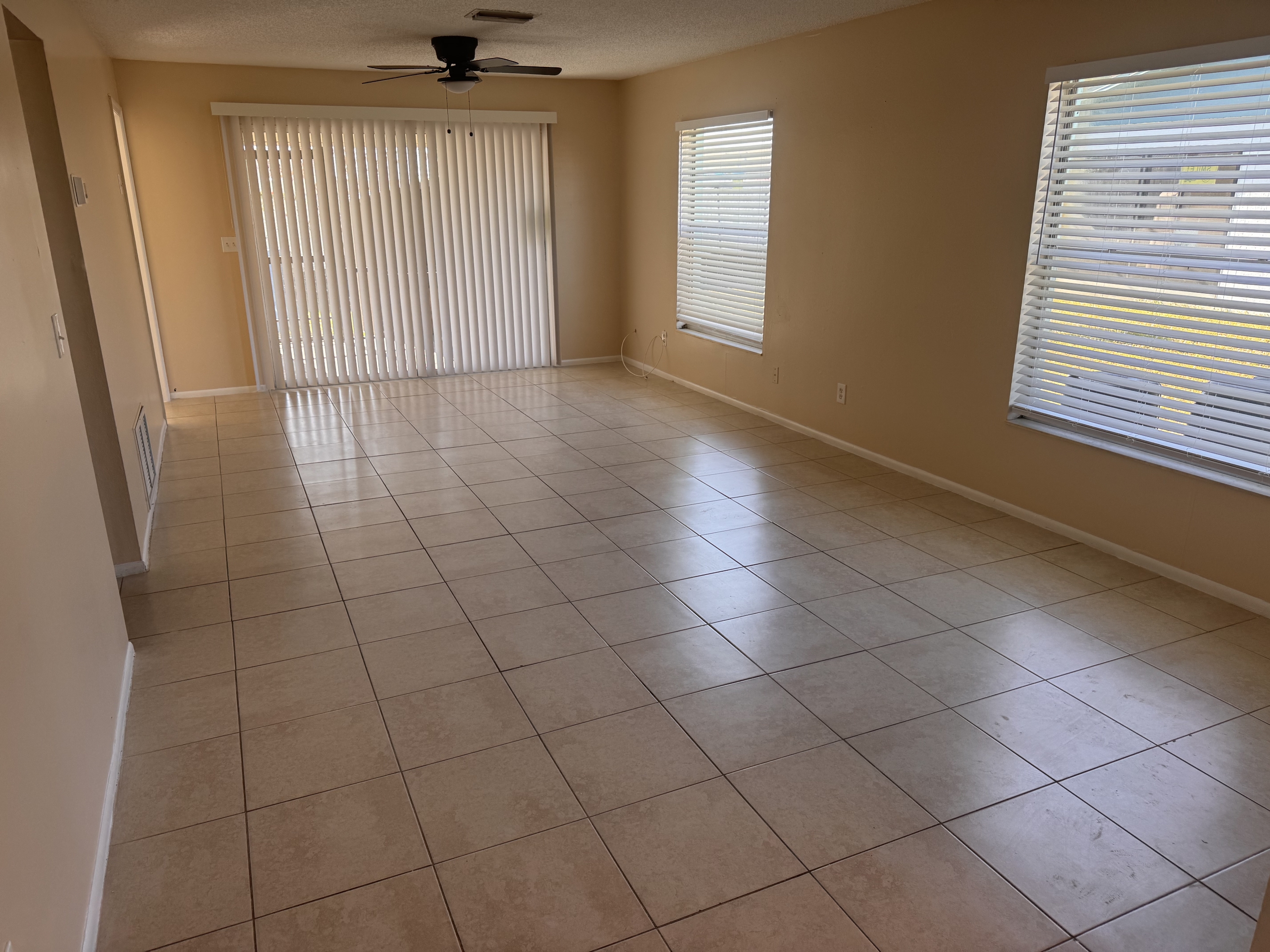 7817 43rd Avenue Drive West